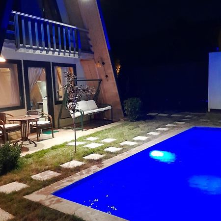 Happyhouse Bungalov Three-Room, Sw Pool With Lake View, Sapanca B1 Exterior foto